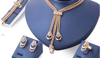 LT Mulher Colar De Cristal Folheado A Ouro 18K Pulseira Anel Brincos Tassel Conjunto De Jóias