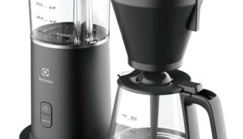 Cafeteira Elétrica Electrolux Expert CMP70