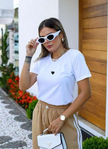 Cianitas – Camiseta Feminina Branca Coração – Branca