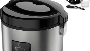 Panela Elétrica Electrolux vapor arroz capacidade 3,5L 10 xícaras 2 em 1 timer panela removivel antiaderente tampa ERC20 inox 127v por Rita Lobo