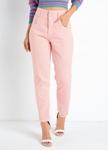 Sawary Jeans – Calça Rosa Mom Jeans com Bolsos Sawary
